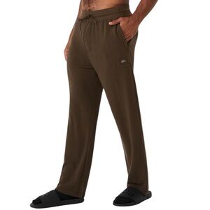 Alo Micro Waffle Fast Break Sweatpant in Espresso size S